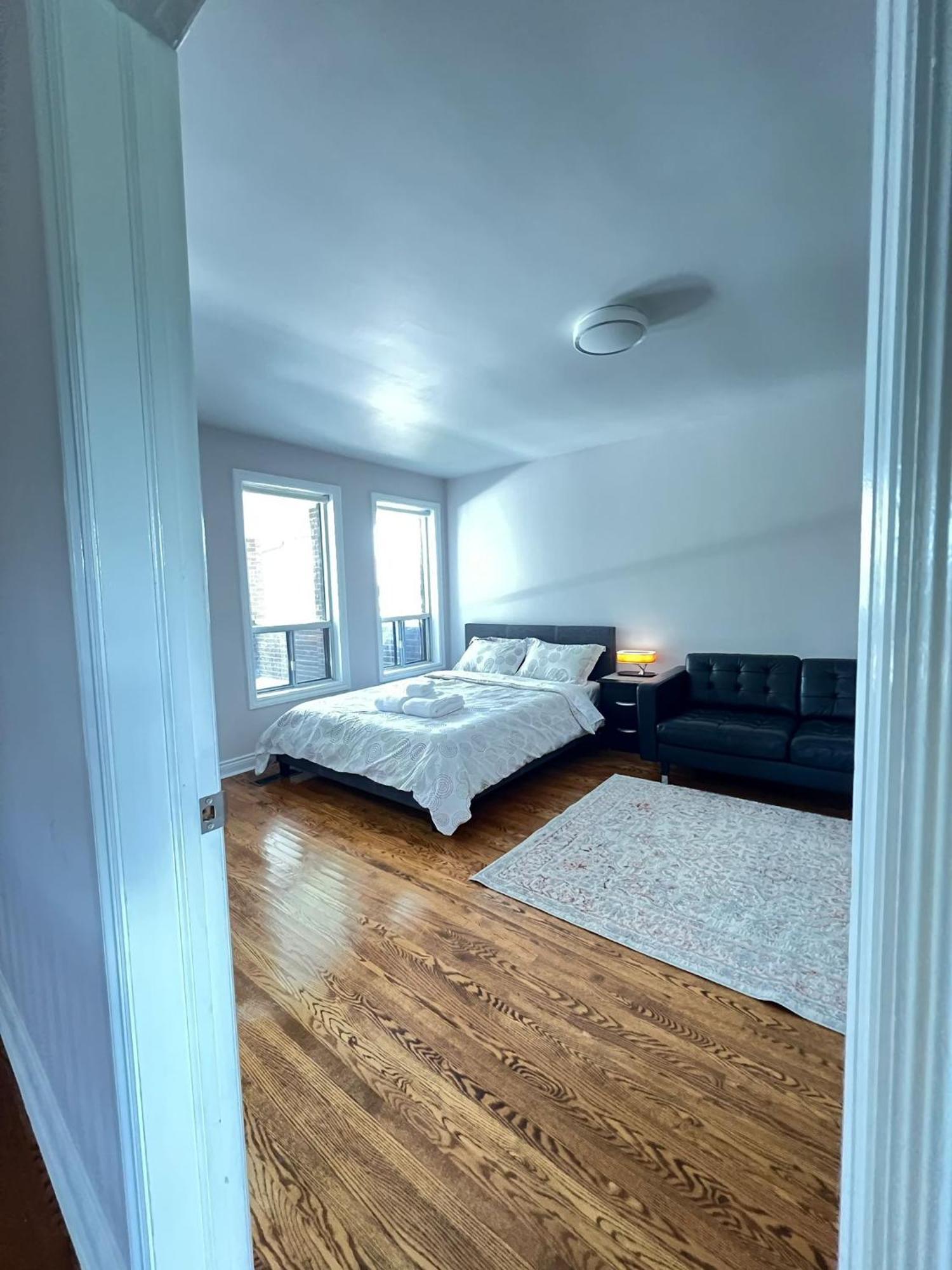 Villa Elegant 6br Grand In Highland Hill